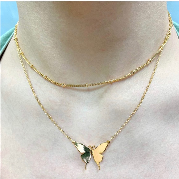 Dainty Butterfly Necklace - Picture 4 of 4